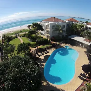 Resort Golden Riviera Absolute Beachfront, Gold Coast