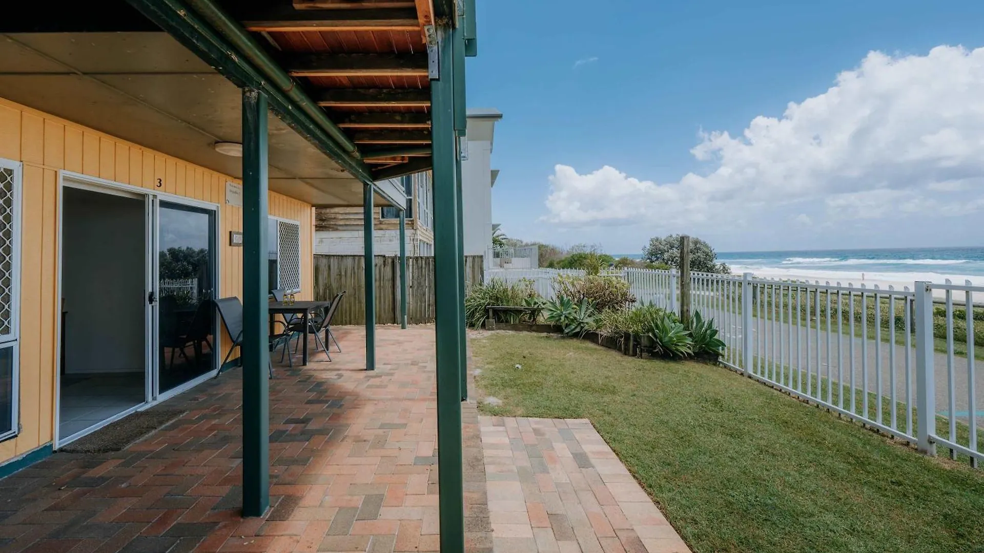 Brigadine Tugun Unit 3 Apartment Gold Coast Australia